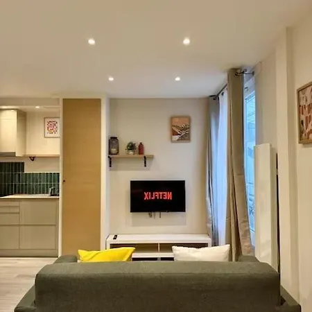 Appartement 1min Rer A - T2 Rénové&tout équipé - 20min Paris